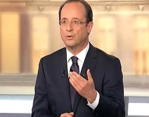 استقالة الحكومة الفرنسية.. وهولاند يكلف مانويل فالس