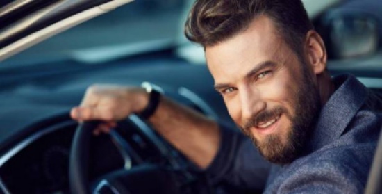 هذا سرّ انجذاب المرأة للرجل ذي الملامح القاسية! هذا سرّ انجذاب المرأة للرجل ذي الملامح القاسية!