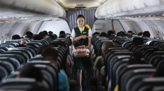 ماذا يحدث عند وفاة أحد الركاب على متن الطائرة؟