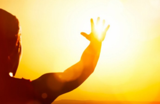 الدفاع المدني يحذر من ضربة الشمس  .. نصائح