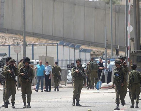 الجيش الإسرائيلي يعتقل 12 فلسطينيا في الضفة الغربية الجيش الإسرائيلي يعتقل 12 فلسطينيا في الضفة الغربية