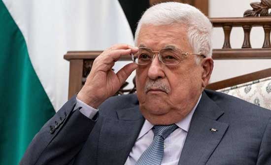 الرئيس الفلسطيني يوجه بتسريع التحقيق في مقتل الناشط نزار بنات الرئيس الفلسطيني يوجه بتسريع التحقيق في مقتل الناشط نزار بنات