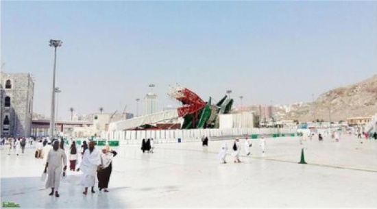 نقل "الرافعة القاتلة" خارج الحرم المكي