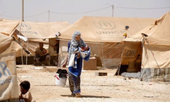 الورود لنساء الزعتري في يوم المرأة العالمي