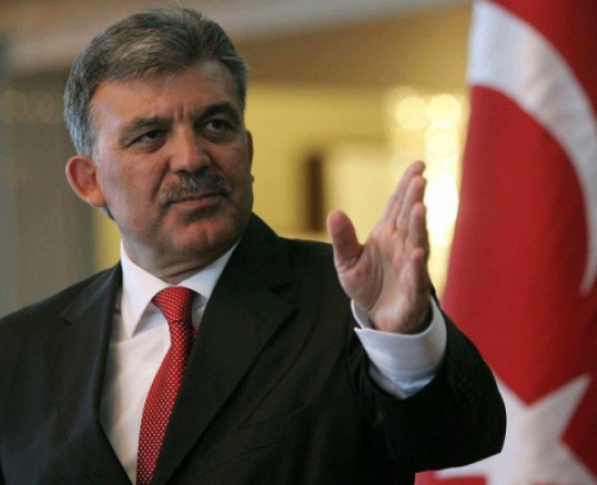 غل: قرار الترشّح للرئاسة سيكون بالإتفاق مع أردوغان غل: قرار الترشّح للرئاسة سيكون بالإتفاق مع أردوغان