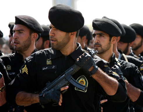 إيران تعلن إرسالها قوات برية خاصة إلى سوريا (صور)