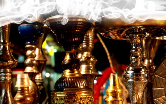 " كوفي شوب " أمام مدرسة للاناث في عمان .. واهالي يشتكون " كوفي شوب " أمام مدرسة للاناث في عمان .. واهالي يشتكون