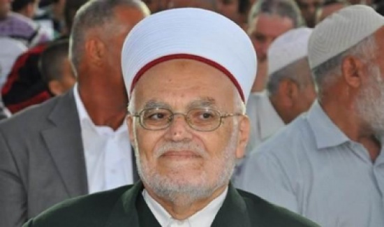خطيب الأقصى: العرب منشغلون عنا بالعنتريات بينهم خطيب الأقصى: العرب منشغلون عنا بالعنتريات بينهم