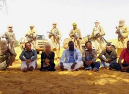 مسؤول اميركي يؤكد ان ازمة الرهائن في الجزائر "حساسة" ولا تزال قائمة