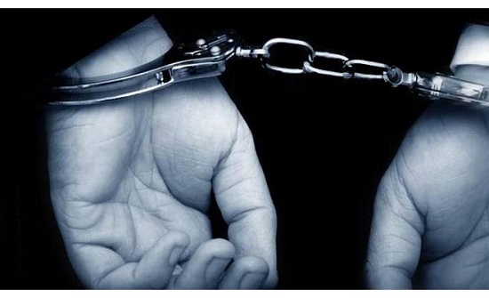 اعتقال 4 أشخاص أغلقوا الطريق الدولي أمام متصرفية الرمثا اعتقال 4 أشخاص أغلقوا الطريق الدولي أمام متصرفية الرمثا