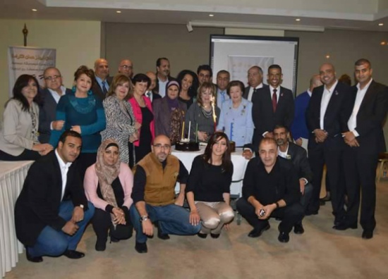 بالصور : نادي عمان الكرامة يُكرّم المرأة بالصور : نادي عمان الكرامة يُكرّم المرأة