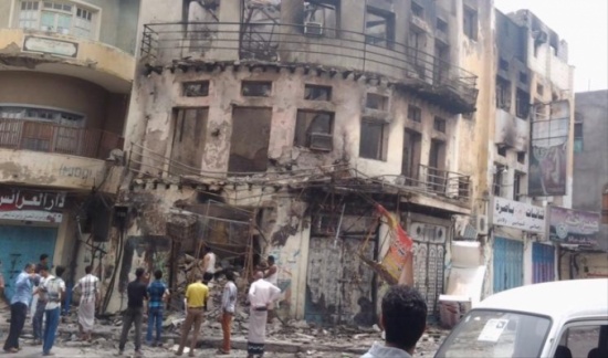 اليمن : الحوثيون يواصلون قصف المدنيين في تعز والتحالف يستهدف مواقعهم العسكرية