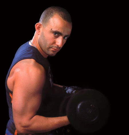 أحمد السقا: "رمضان شهر العبادة والتأمل والعائلة"