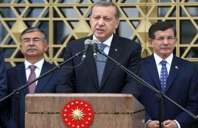 أردوغان يكلف داود أوغلو بتشكيل حكومة عقب تشكل ديوان رئاسة البرلمان أردوغان يكلف داود أوغلو بتشكيل حكومة عقب تشكل ديوان رئاسة البرلمان