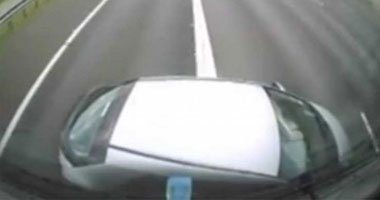 بالفيديو..بريطاني يعرض نفسه للموت للحصول على تأمين سيارته بالفيديو..بريطاني يعرض نفسه للموت للحصول على تأمين سيارته