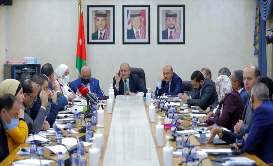 العودات :تدرج في المقاعد المخصصة للأحزاب وصولا لـ65% من إجمالي مقاعد البرلمان العودات :تدرج في المقاعد المخصصة للأحزاب وصولا لـ65% من إجمالي مقاعد البرلمان