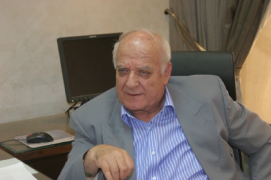 اختيار العين البشير حاكما في المجلس الاميركي للجراحين اختيار العين البشير حاكما في المجلس الاميركي للجراحين