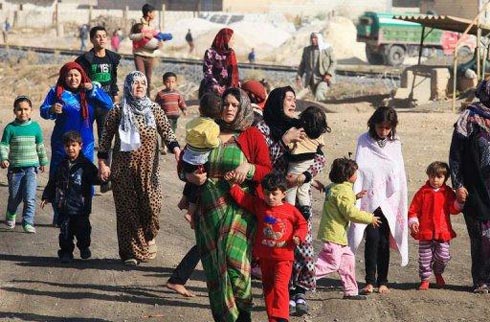 الجزائر ترحِّل 197 سوريًّا وتضع شروطًا تعجيزية لدخول أراضيها