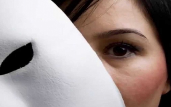 النفاق الاجتماعي يربك متصفحي مواقع التواصل الاجتماعي