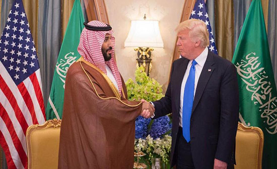 الرئيس ترمب تحدث هاتفيا إلى ولي العهد محمد بن سلمان