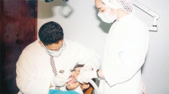 مستوصف يتكبد 30 ألف ريال «فاتورة» خلع ضرس بالخطأ مستوصف يتكبد 30 ألف ريال «فاتورة» خلع ضرس بالخطأ