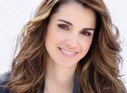 بالفيديو : كيف تربي الملكة رانيا اولادها