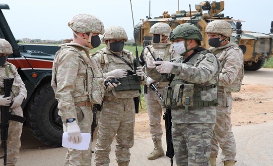 قتيلان وإصابات بتفريق اعتصام على طريق حلب اللاذقية