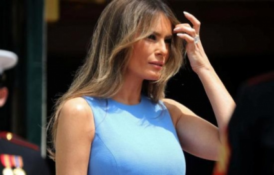 ساحر النساء يتغزل في ميلانيا ترامب