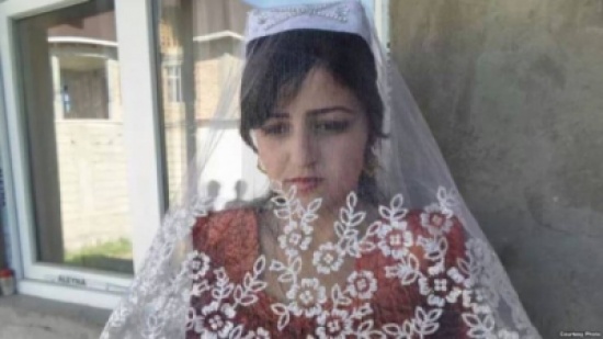 انتحار عروس بسبب خضوعها لاختبار عذرية مهين.. وهذا ما حدث! انتحار عروس بسبب خضوعها لاختبار عذرية مهين.. وهذا ما حدث!