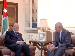 وزير الأوقاف يبحث تطوير التعاون المشترك مع السفير السوداني 