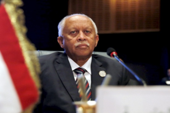 وزير الخارجية اليمني : يدعو الى تدخل بري عربي في اسرع وقت ممكن