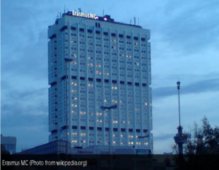 هولندا.. طالبتان مسلمتان تقاضيان جامعة رفضت إعفاءهما من الفحص البدني