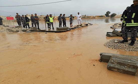 تعليق الدوام بثلاث مدارس في أم الجمال بسبب السيول تعليق الدوام بثلاث مدارس في أم الجمال بسبب السيول