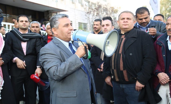 صور : اعتصام المهندسين العاملين في وزارة التربية والتعليم صور : اعتصام المهندسين العاملين في وزارة التربية والتعليم