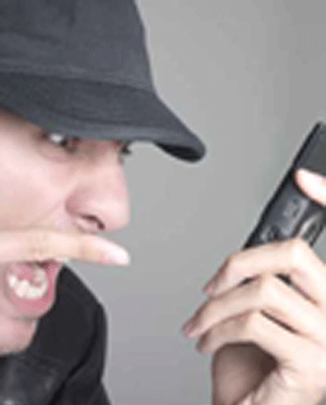 اشتم من تريد ولن يتعرف عليك احد!!
