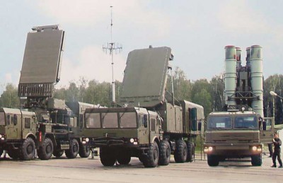 صحيفة روسية: إيران قد تحصل على منظومة “إس 400″ المتطورة