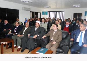 الكردي يلتقي ضباط الارتباط في الوزارات والدوائر الحكومية 