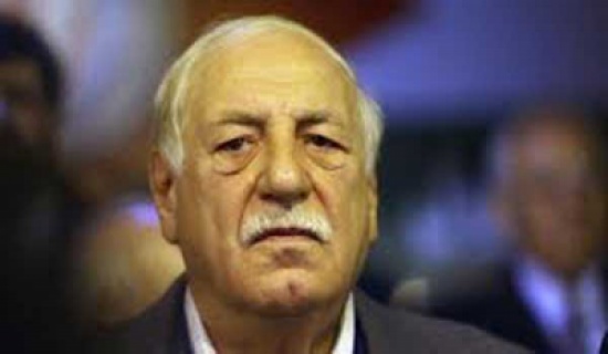 جريمته أنه لم يقف باستعداد لأحمد جبريل جريمته أنه لم يقف باستعداد لأحمد جبريل