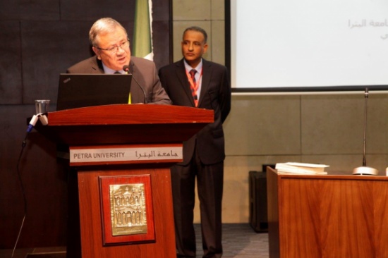 انطلاق أعمال مؤتمر "الدولة المدنية في فكر الملك" في جامعة البترا