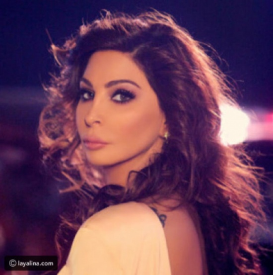 هذا ما فعلته إليسا بالفنانة الإسرائيلية التي سرقت أغنيتها!! هذا ما فعلته إليسا بالفنانة الإسرائيلية التي سرقت أغنيتها!!