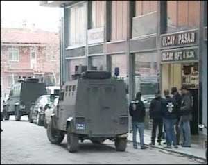 تركيا تعتقل عشرات لصلتهم بالقاعدة 