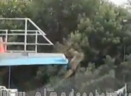 سباحين فاشلين