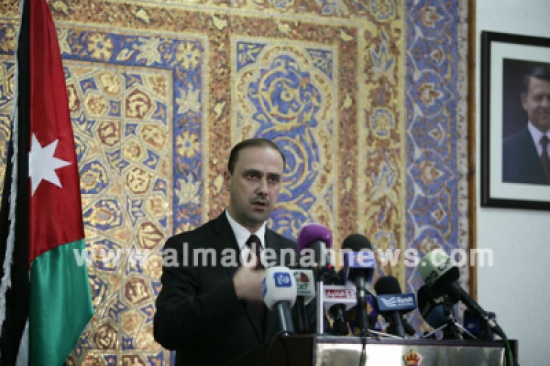 المومني: الملك وجه الحكومة للاستمرار بالعمل الميداني المومني: الملك وجه الحكومة للاستمرار بالعمل الميداني