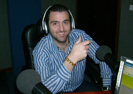 زياد صالح: اغنياتي تعبر عن احساسي ومتفائل بـ"بانو عنيها"!