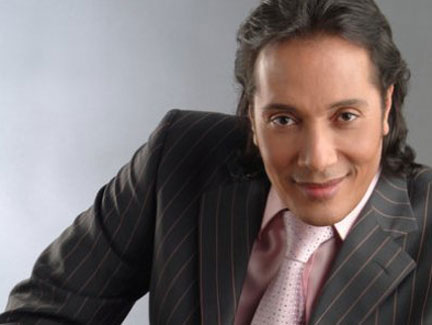 علي الحجار يستبدل اغنيات البومه بسبب "ثورة 25 يناير"!