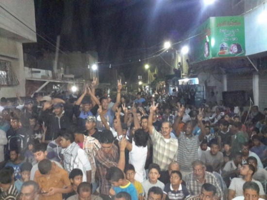 بالصور : اعتصام حاشد في مخيم جرش رفضا للعدوان على قطاع غزة