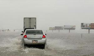 مقتل 17 اميركيا في سلسلة عواصف تجتاج ولايات جنوبية 