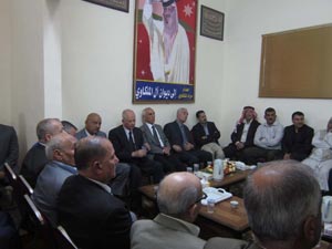 الملكاوية يشجبون الاعتداء على رجال الأمن في الزرقاء