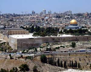 تقرير :اسرائيل ماضية في مخططاتها لتهويد القدس 