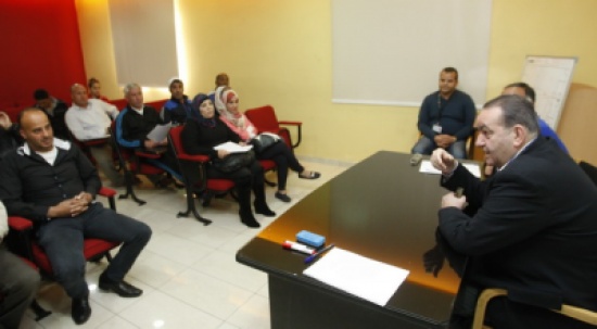 اتحاد كرة القدم يقيم عمل مراكز سمو الامير علي للواعدين